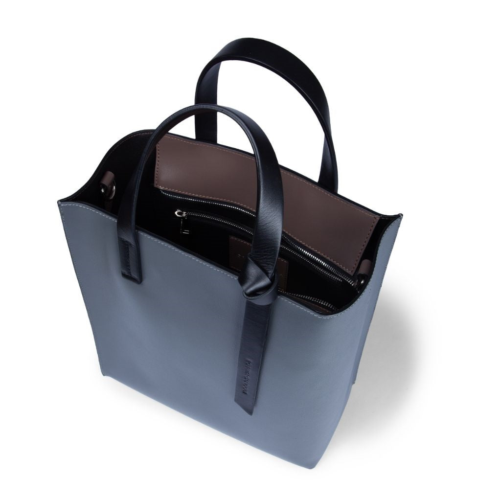 ARIANNA TOTE