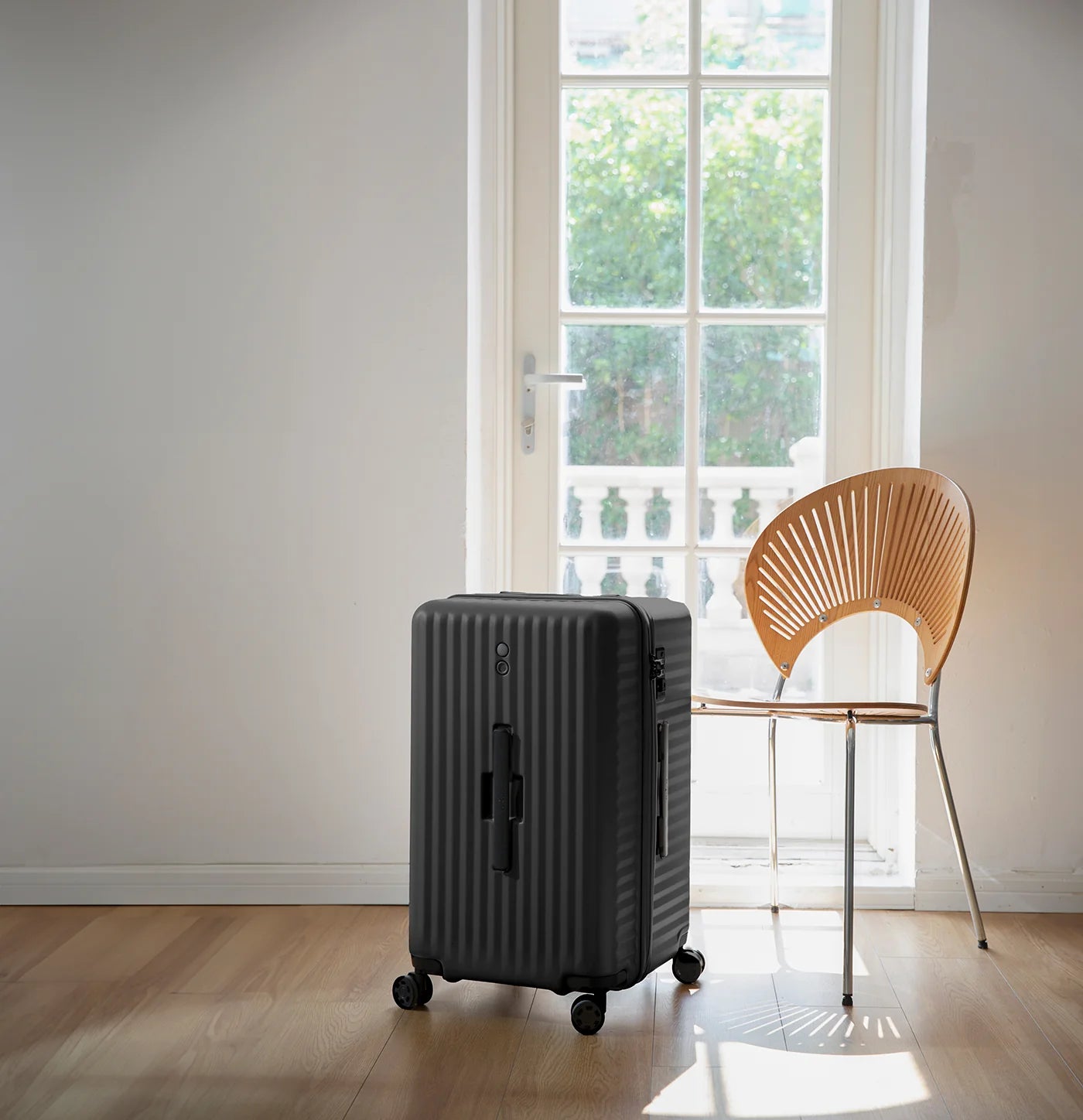 ECHOLAC CELESTRA TRUNK suitcase