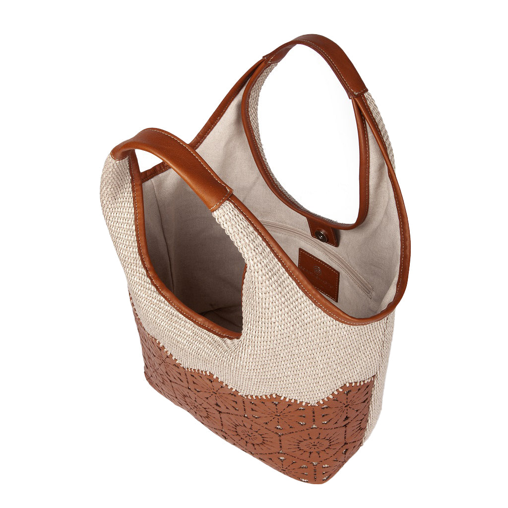 GIULIA HOBO