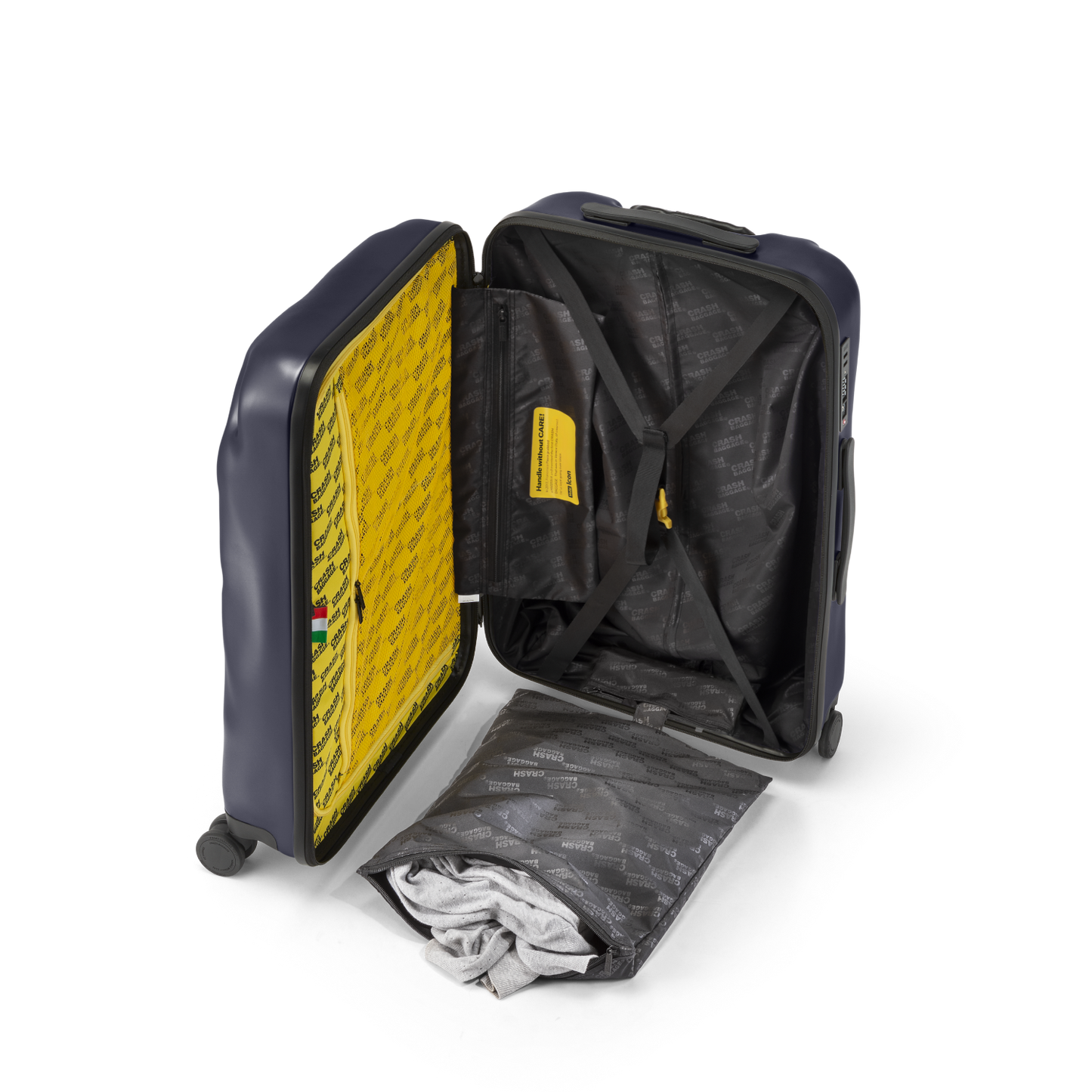 CRASH BAGGAGE ICON medium dented suitcase