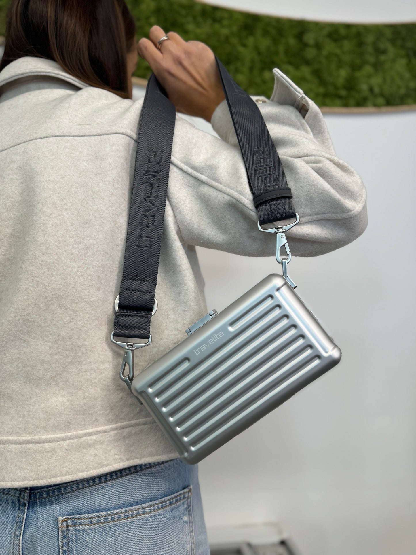 TRAVELITE NEXT aluminum beauty case