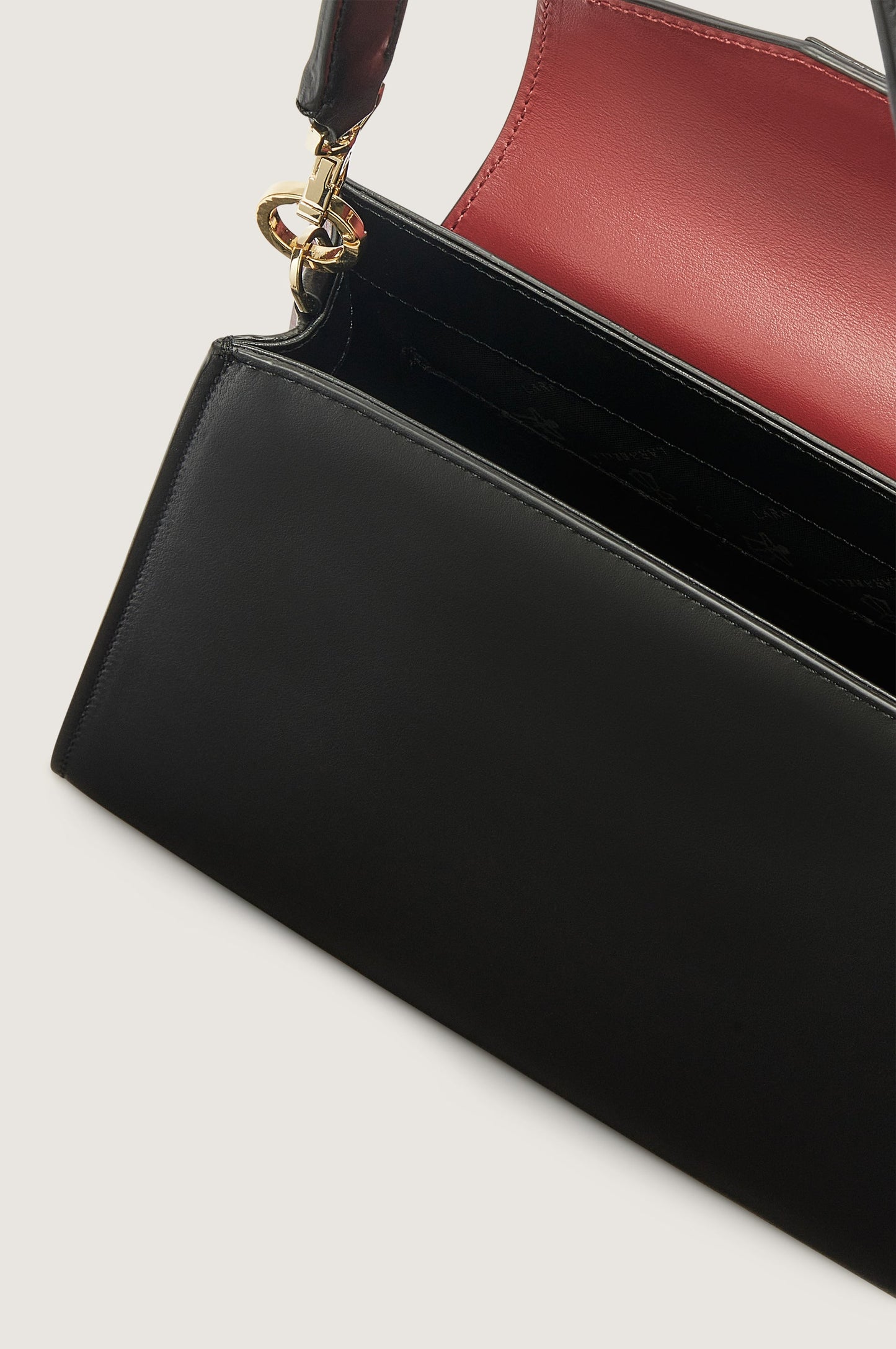 LIZ TWIN EMBOSSED