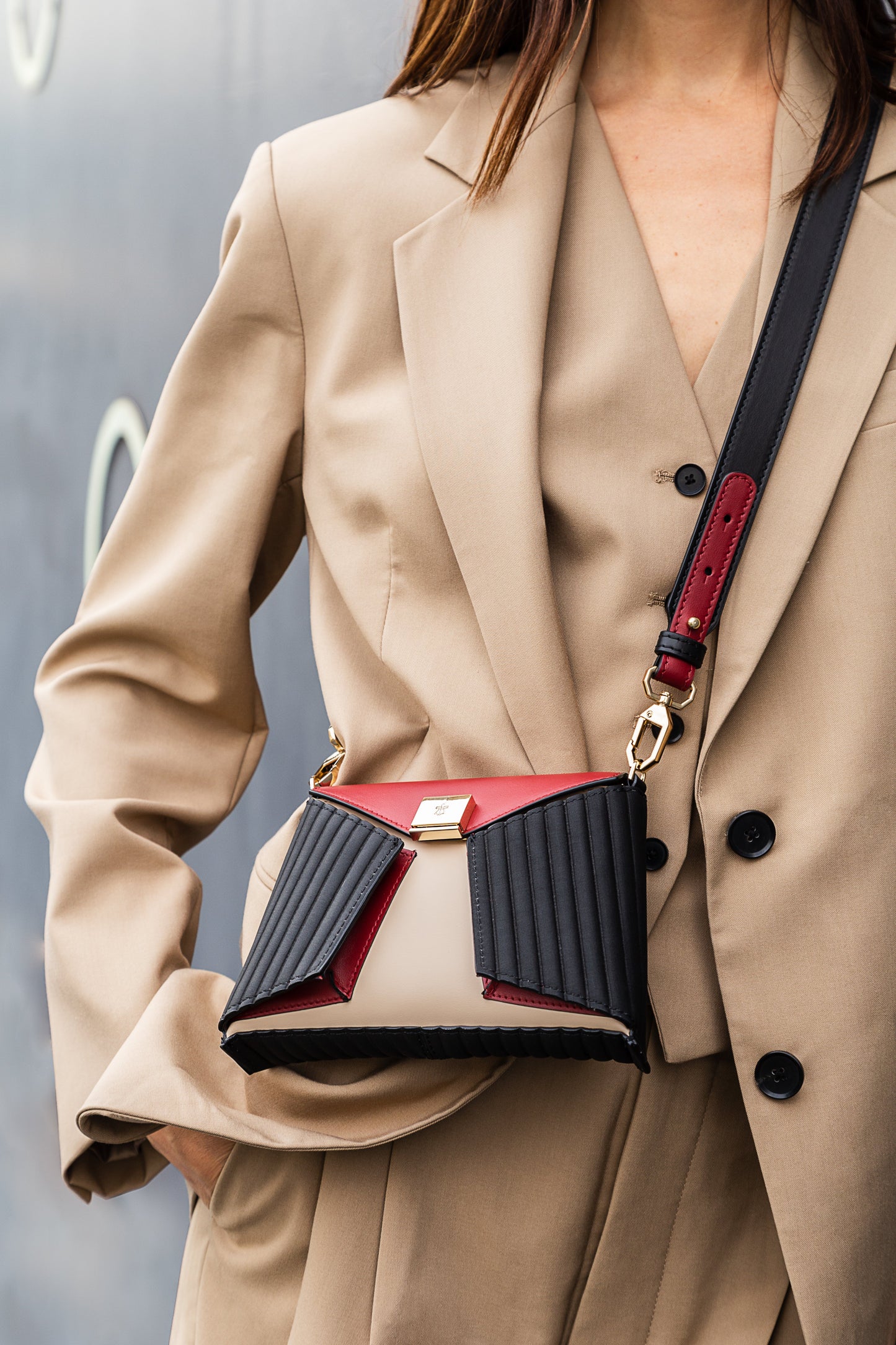 LIZ TWIN EMBOSSED