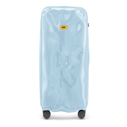 Dented suitcase CRASH BAGGAGE TRUNK