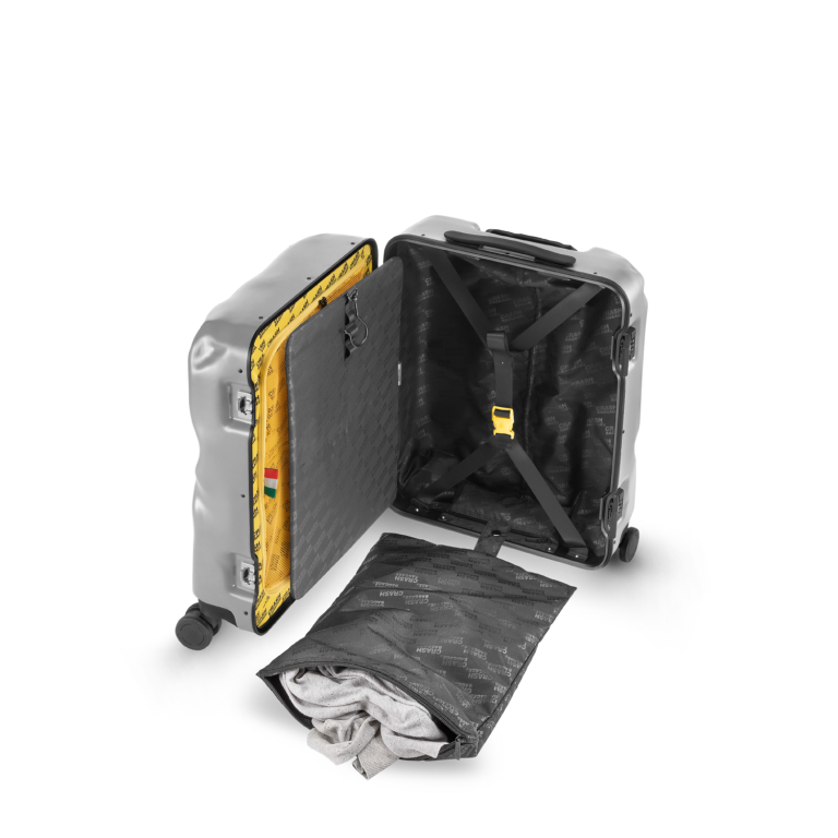 CRASH BAGGAGE ROBUST Small Dented Suitcase